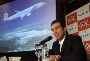 Constantino de Oliveira Junior, presidente Gol Brasil Constantino de Oliveira Junior 300x206 Historia de la Aerolínea Brasileña Gol