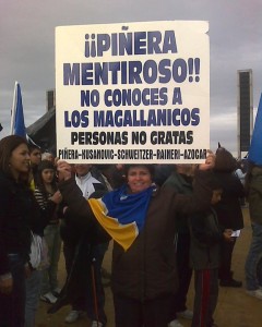protesta en sur de chile protesta en sur de chile 240x300 Se suspende acuerdo con la Cruz Roja en Puerto Natales