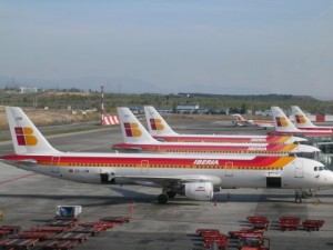 aviones iberia madrid estados unidos aviones iberia madrid estados unidos 300x225 Aerolínea Iberia, vuelos Madrid Los Ángeles con 95 % de ocupación